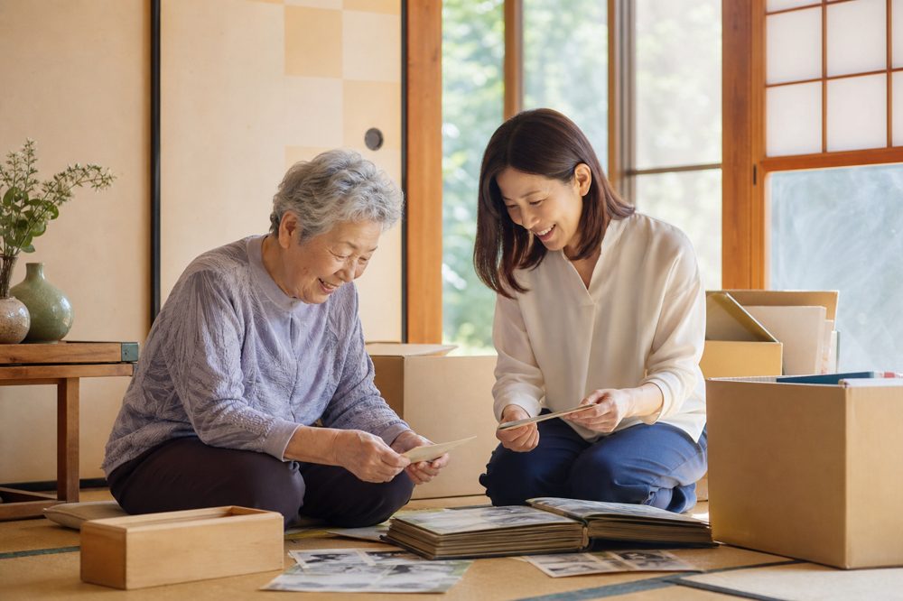 千葉県の遺品整理業者に相談するイメージ・家族が遺品を整理している様子